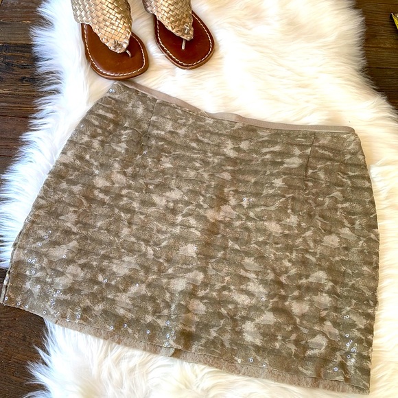 Chan Luu Dresses & Skirts - Chan Luu camo sequin mini skirt EUC Size M